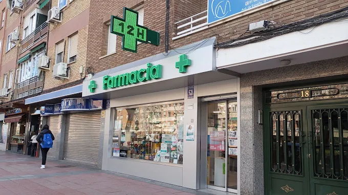 Interior de Farmacia González Palacios en Getafe